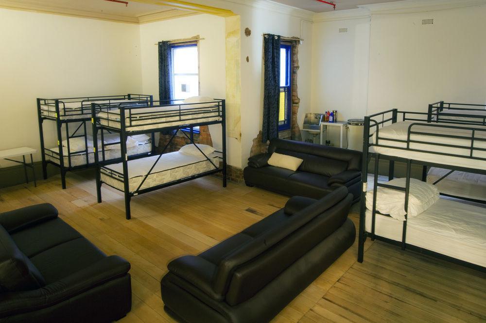แบ็คแพคเกอร์ อิมพีเรียล โฮเต็ล Hostel โฮบาร์ต ภายนอก รูปภาพ