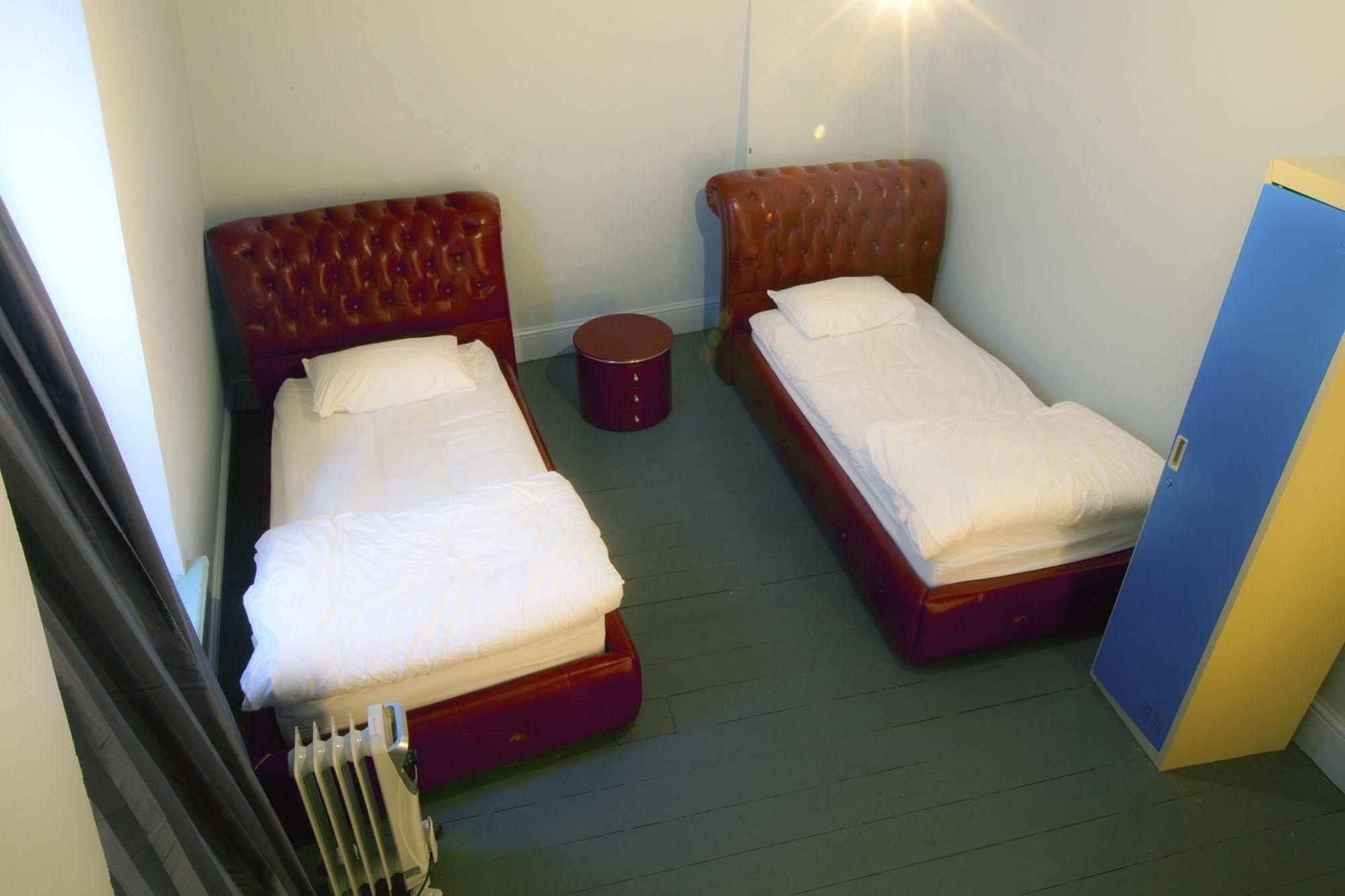 แบ็คแพคเกอร์ อิมพีเรียล โฮเต็ล Hostel โฮบาร์ต ภายนอก รูปภาพ